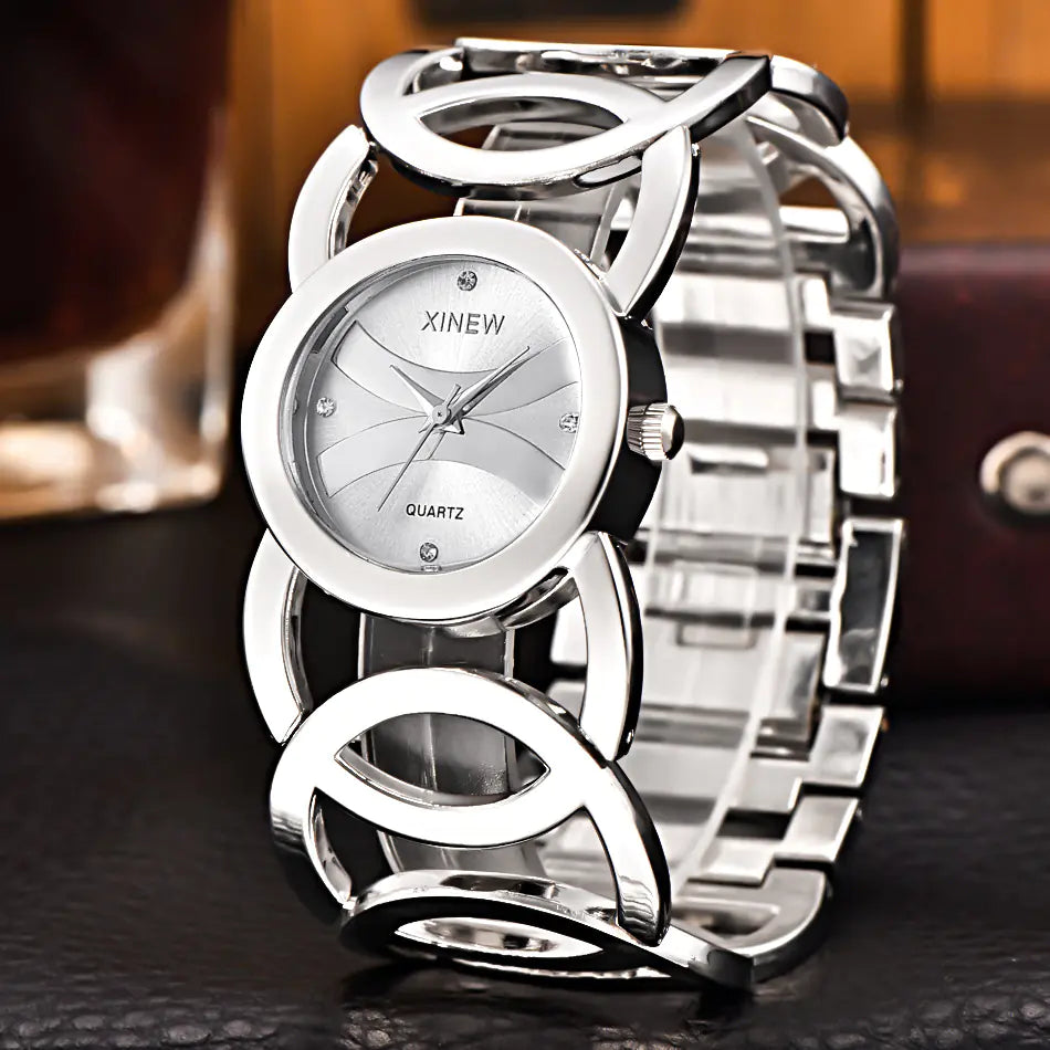 Lunara Bangle Watch – Polished Elegance