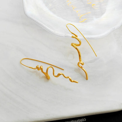 Sculpted Retro Statement Earrings – 3D Design