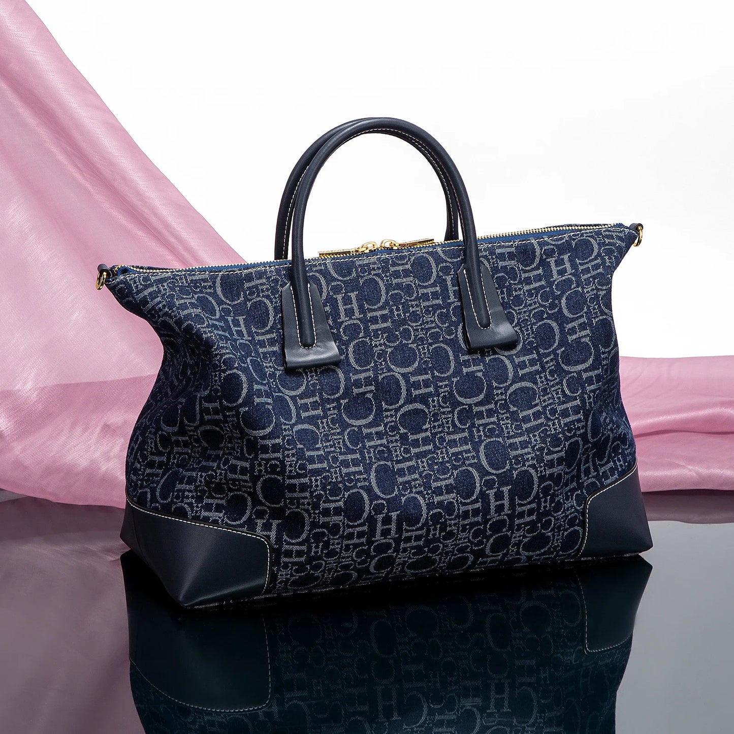 CH Handbag - Letter Print Tote - Everyday