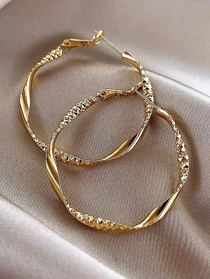 Exquisite Twisted Gold Hoop Earrings – Timeless Silky Texture Design