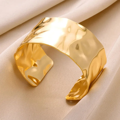 Wrinkle Textured Cuff Bracelet