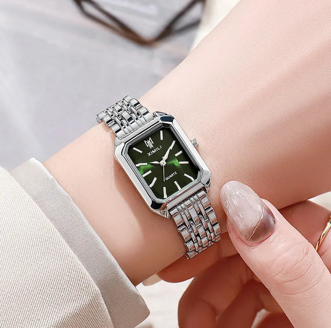 The Vivre Square Timepiece – Women’s Steel Strap Watch